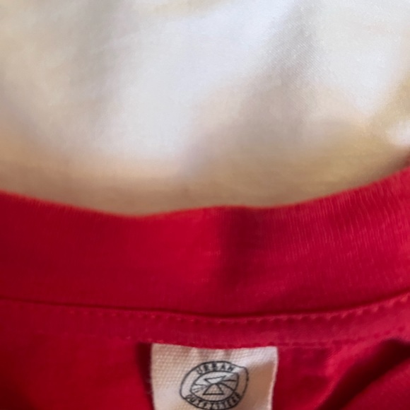 Urban Outfitters T-Shirt - Picture 2 of 3